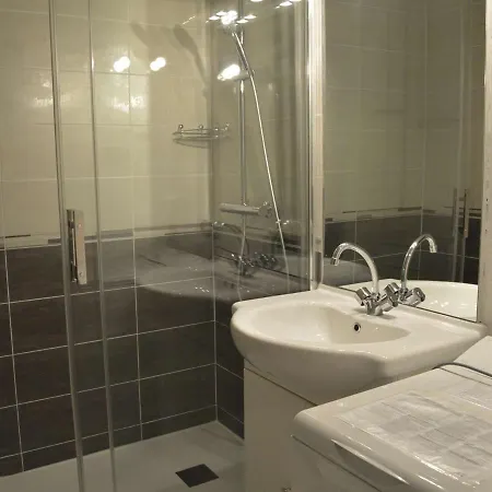 Cap D'agde, 1 Piece, 2 Personnes - Fr-1-249-356 דירה