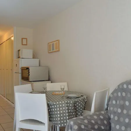דירה Cap D'agde, 1 Piece, 2 Personnes - Fr-1-249-356 *